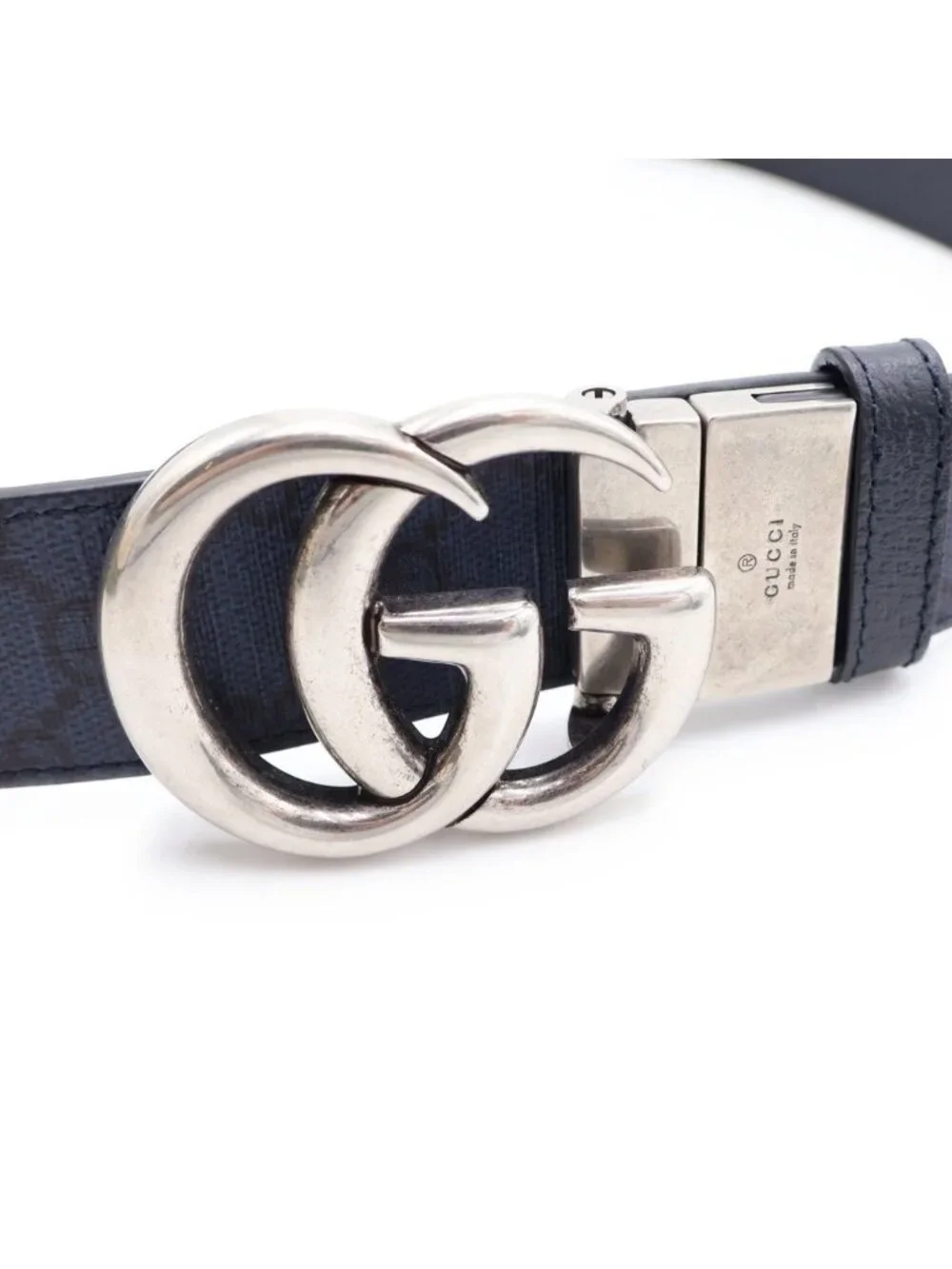 Gucci Interlocking Buckle Leather Belt Navy GG Supreme Silver